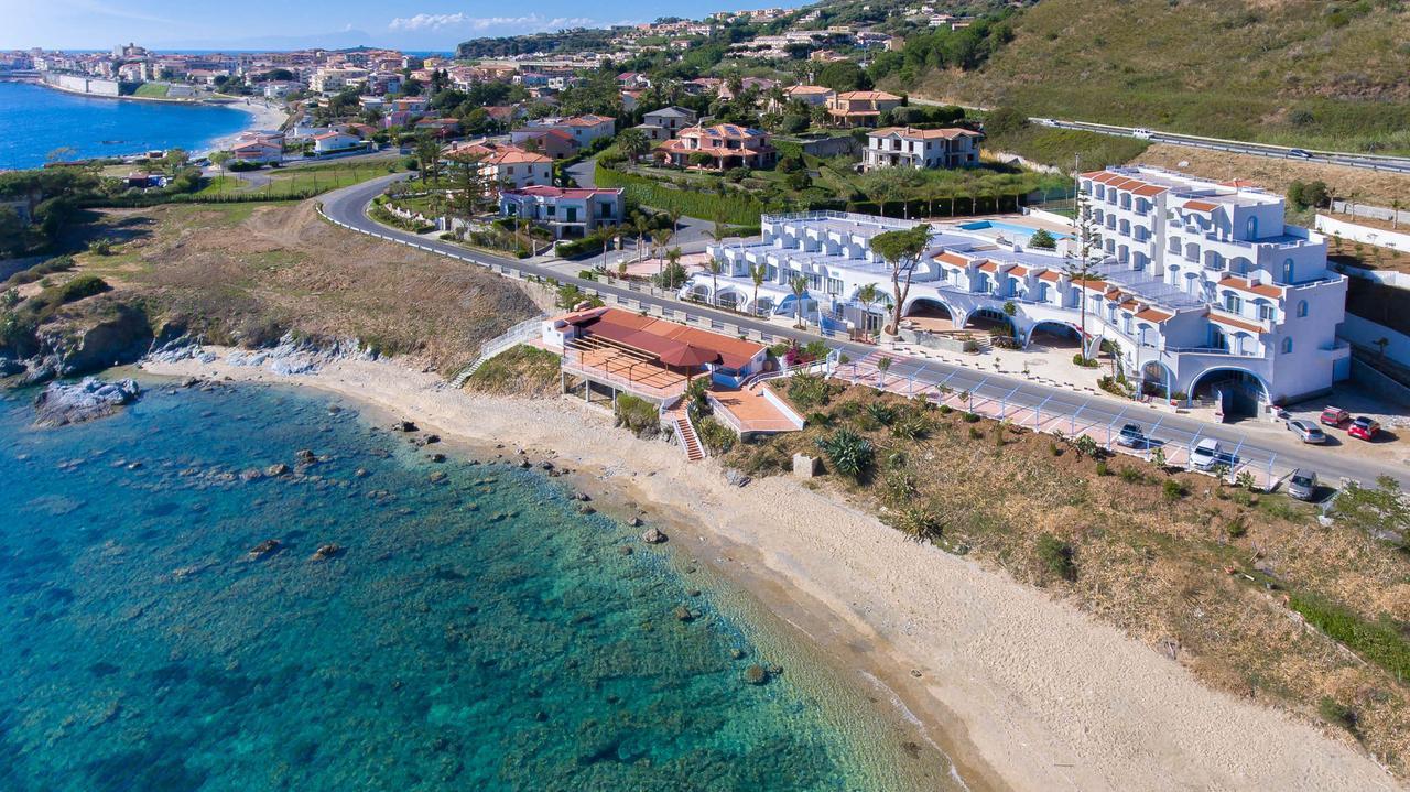 Hotel Ferretti Diamante Exterior foto